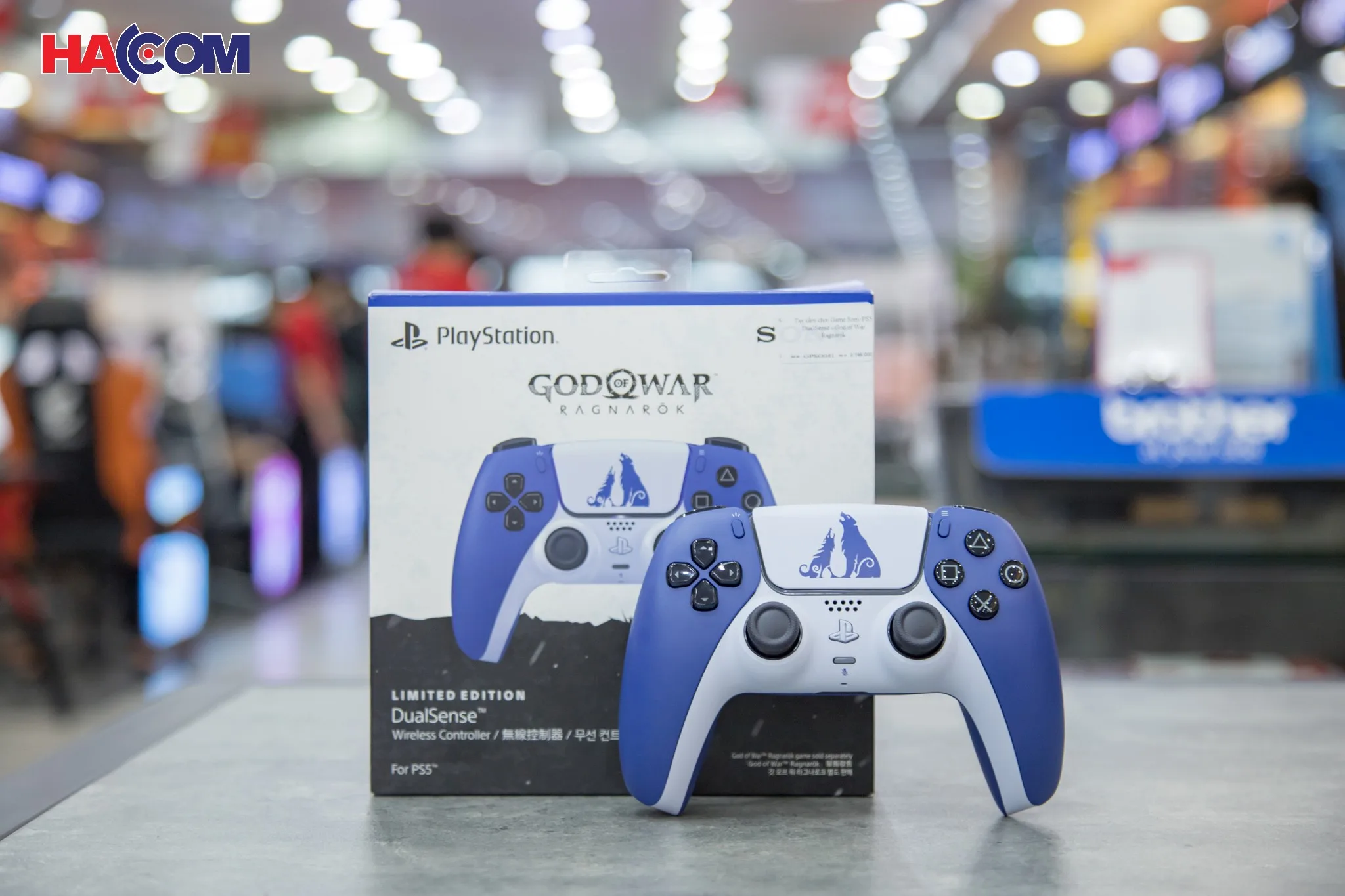 Tay cầm chơi Game Sony PS5 DualSense - God of War Ragnarok - Hàng Chính Hãng thumb 6