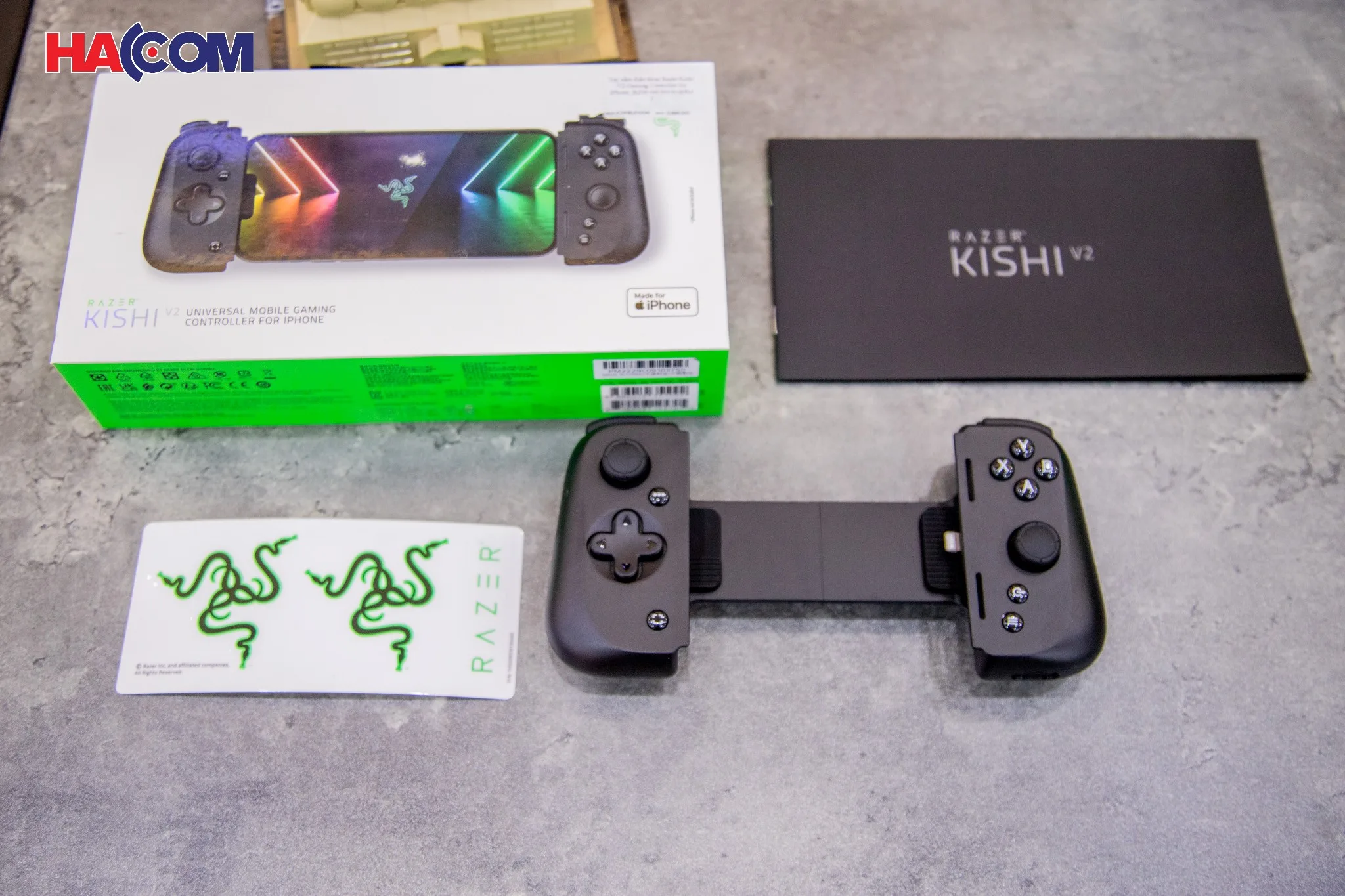 Tay cầm điện thoại Razer Kishi V2-Gaming Controller for iPhone_RZ06-04190100-R3M1 thumb 6